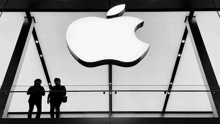 Landmark Markets with Apple Products